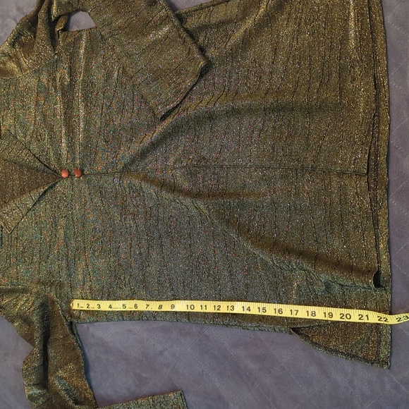 Your 6th Sense Metallic Top - Picture 9 of 12